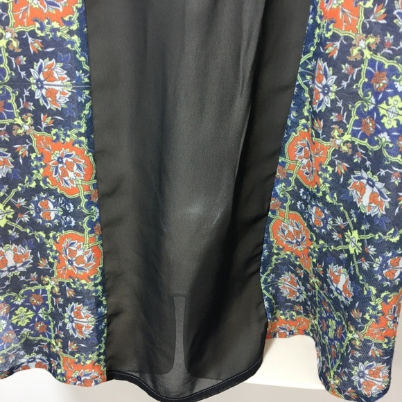 Clover Canyon Blouse short Sleeve Semi Sheer Sz M - Picture 5 of 8
